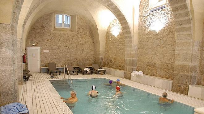 Hoteles en baños de montemayor