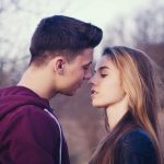 Como dar tu primer beso