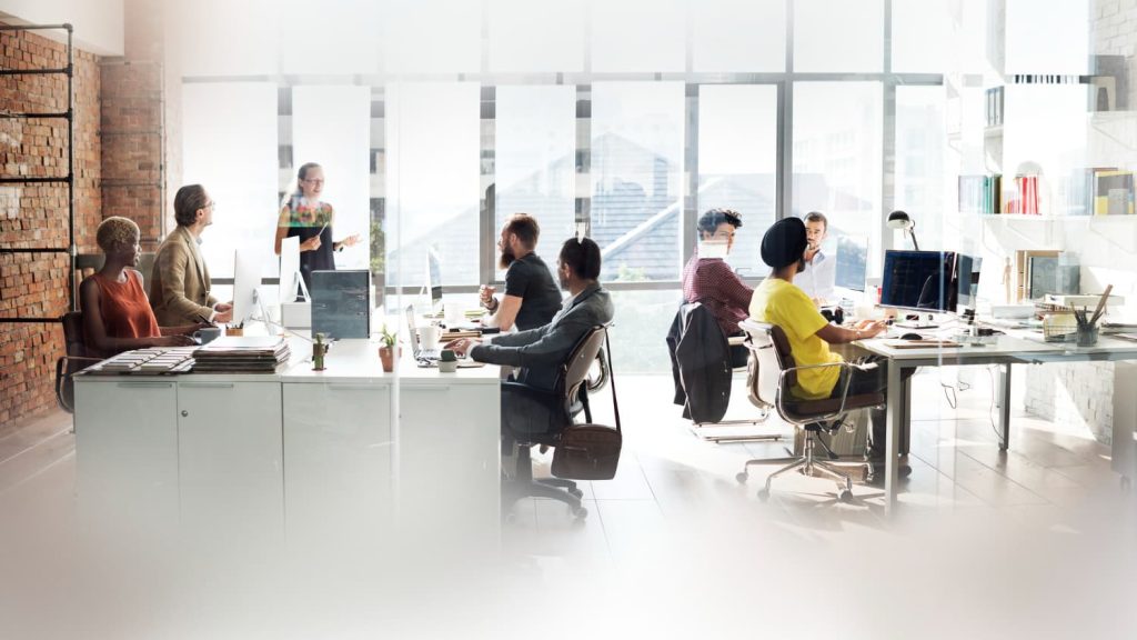 La importancia estratégica de la rotulación en oficinas modernas