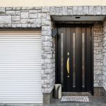 La evolución de las puertas de garaje automáticas y su impacto en el confort residencial