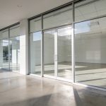 El día entre un negocio y el siguiente: la transformación exprés de los locales comerciales cuando cambia el inquilino