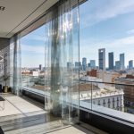 Mejor empresa de cortinas de cristal en Madrid